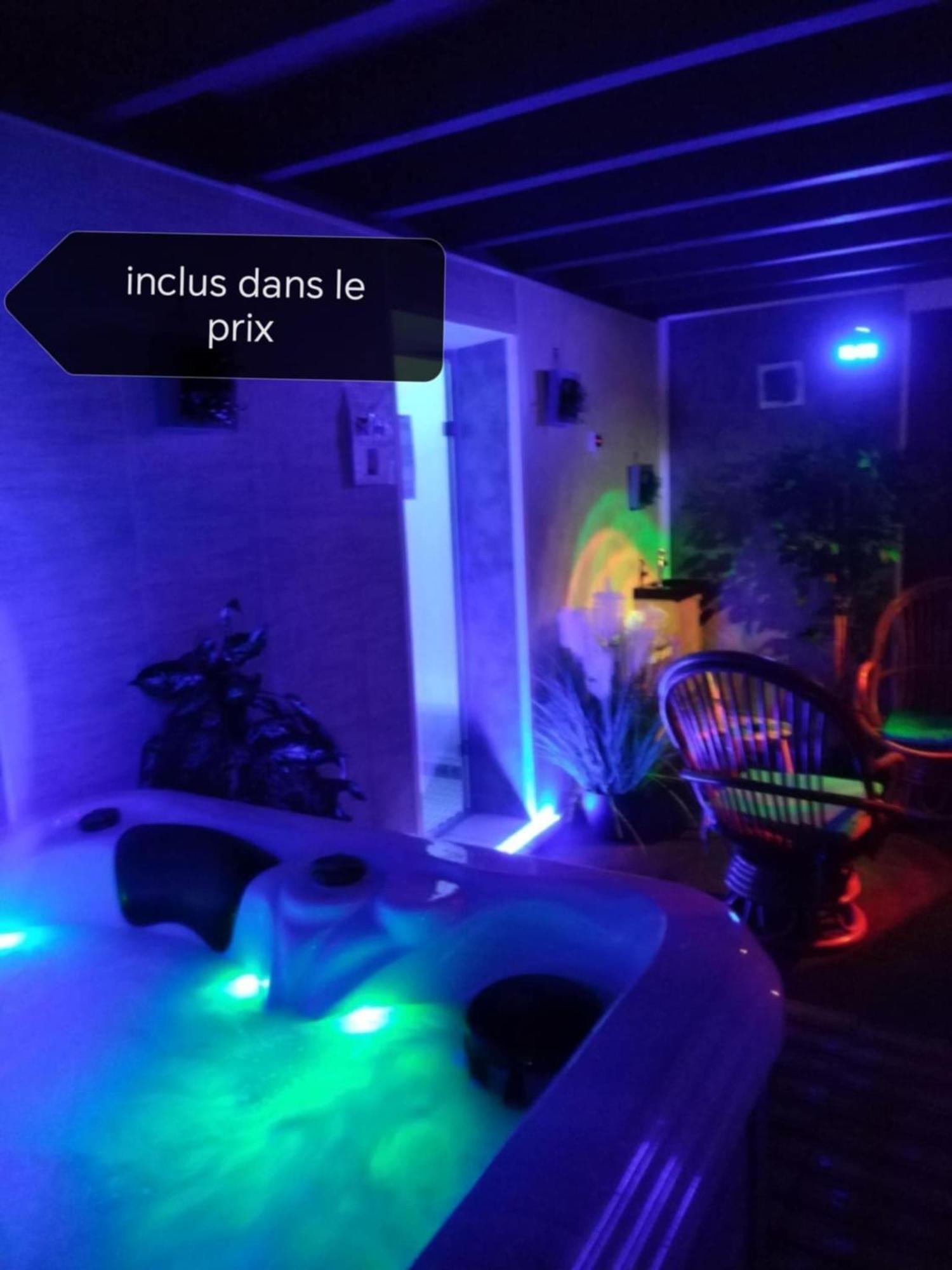 A L'Oree Du Parc Saint-Priest-des-Champs エクステリア 写真
